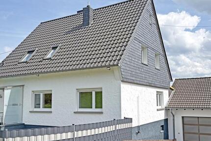Haus Eitorf - 6 Zimmer, 130 m&sup2;, 1.330&euro; | Angebot:26252551