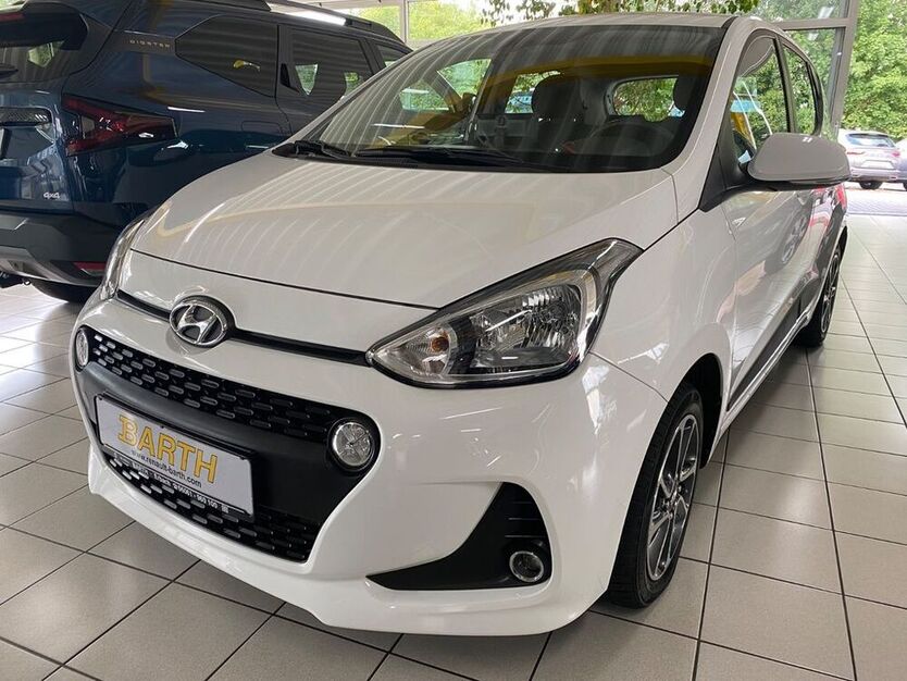 i10