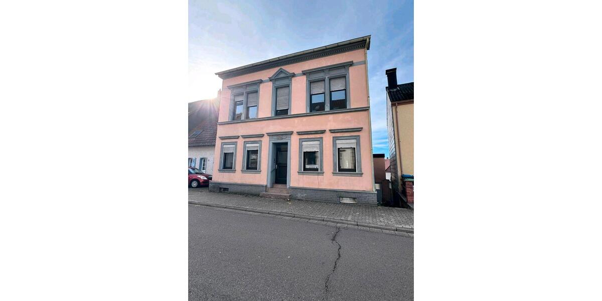 Etagenwohnung Sankt Ingbert - 2 Zimmer, 74 m&sup2;, 720&euro; | Angebot:25543037