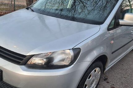 VW Caddy Maxi 334.245 km 4.950 &euro; München 80995