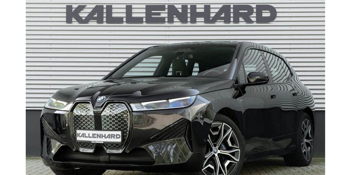 BMW iX 29.491 km 63.070 &euro; Köln 51149