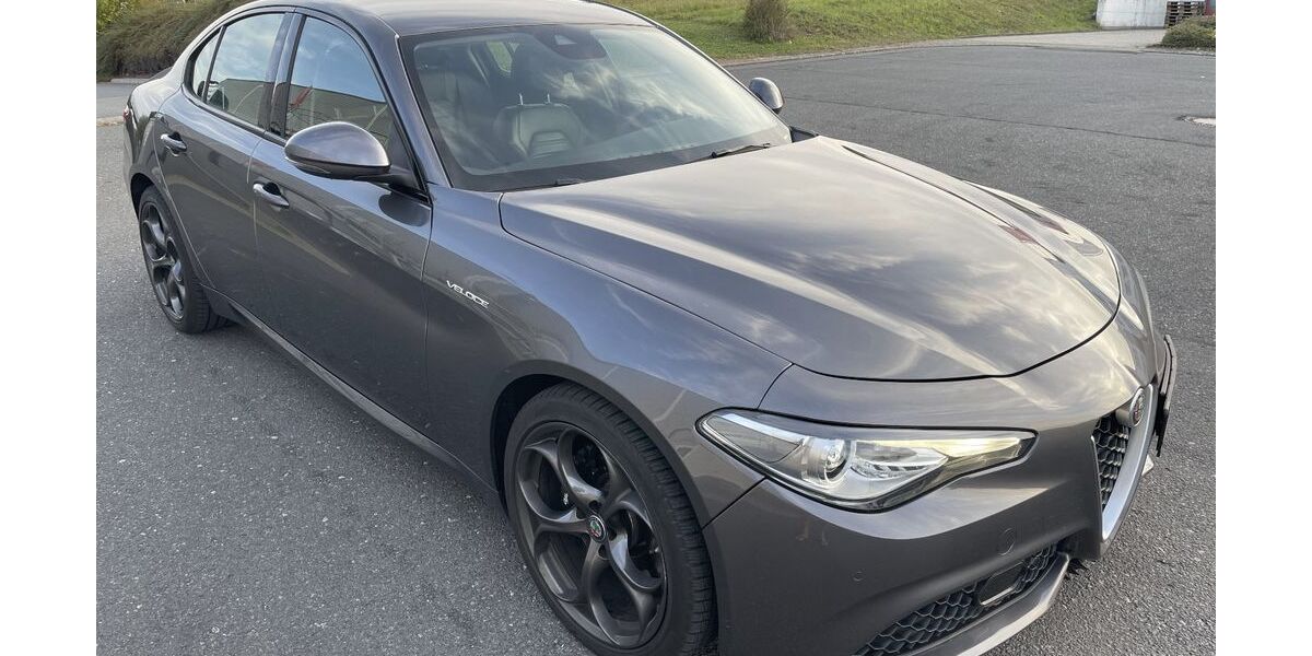 Alfa Romeo Giulia 100.000 km 23.490 &euro; Tauberbischofsheim 97941
