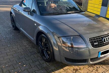 Audi TT 104.214 km 18.500 &euro; Bad Buchau 88422