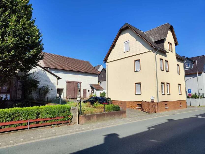 Haus zum Kaufen in Solms 278.000 € 150 m²