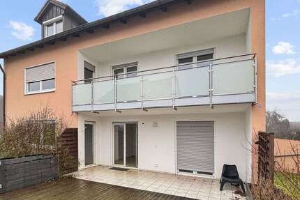 Haus Obertraubling - 11 Zimmer, 292 m&sup2;, 750.000&euro; | Angebot:24546096