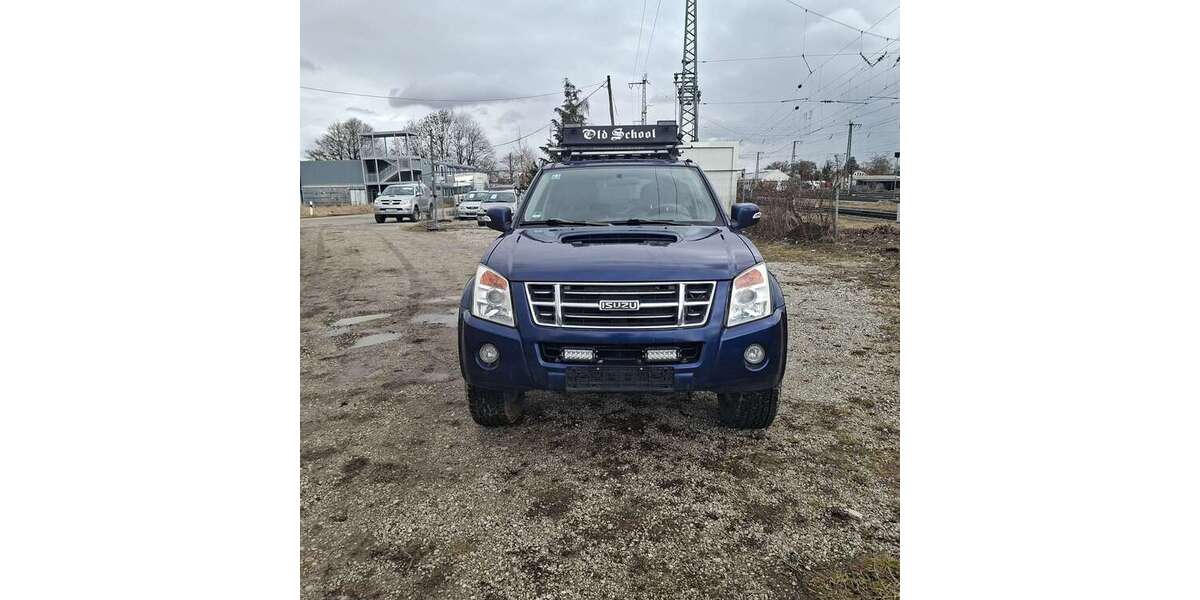 Isuzu D-Max 198.000 km 6.190 &euro; München 81829