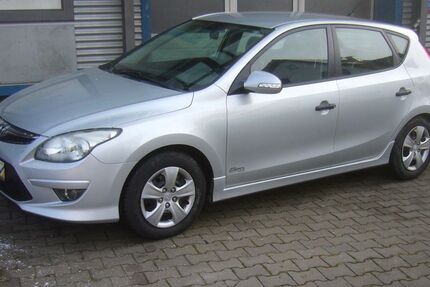 Hyundai i30 140.000 km 5.900 € Pyrbaum-Schwarzach 90602