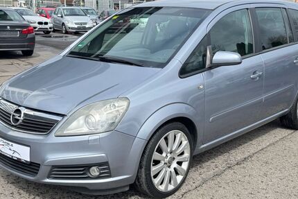 Opel Zafira 299.999 km 2.999 &euro; Calw 75365