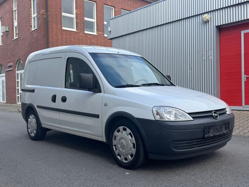 Opel Combo 190.000 km 3.900 € Düren 52349
