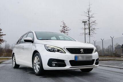 Peugeot 308 140.000 km 8.750 &euro; Berlin 12487