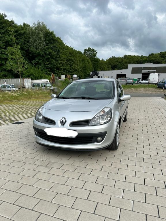 Renault Clio 100.600 km 4.700 € Dortmund 44289