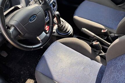 Ford Fiesta 166.400 km 2.100 &euro; Eislingen 73054
