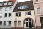 Für junge MieterStudenten - gemütliche Wohnung im 2. OG - Stadtmitte - auch als WG geeignet