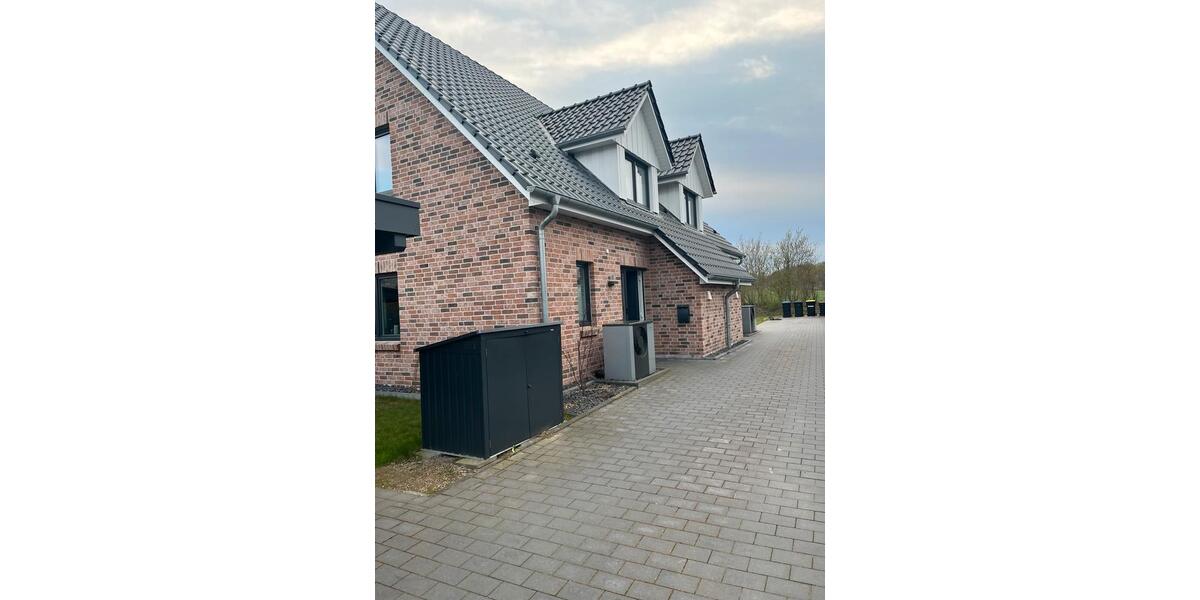 Doppelhaushälfte Salzhausen - 4 Zimmer, 116 m&sup2;, 1.600&euro; | Angebot:25965613