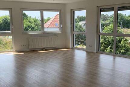 Sichern Sie sich ZWEI MONATE MIETFREI ! Attraktive Wohnung mit exklusiver Dachterrasse 4 zimmer