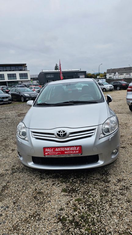 Toyota Auris 102.500 km 8.899 € WITTLICH 54516