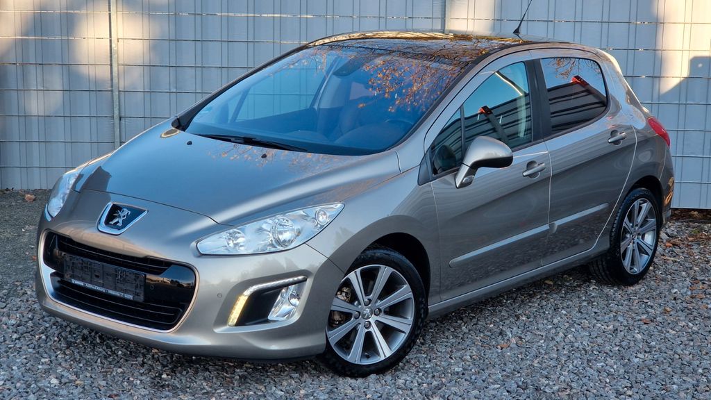 Peugeot 308 121.592 km 4.890 &euro; Chemnitz 09114