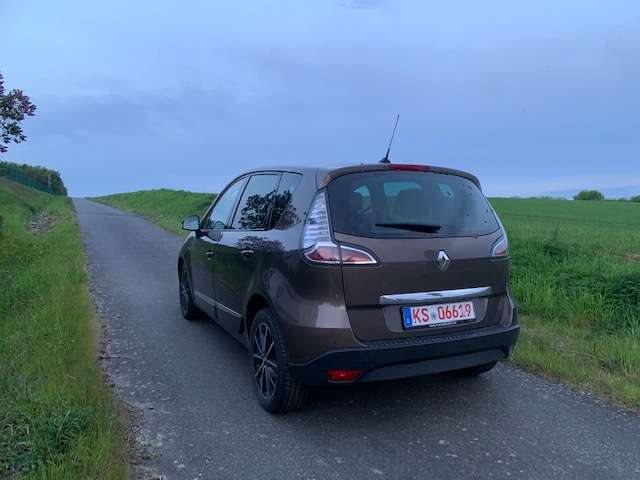 Renault Scenic 146.413 km 8.700 &euro; Kassel 34134