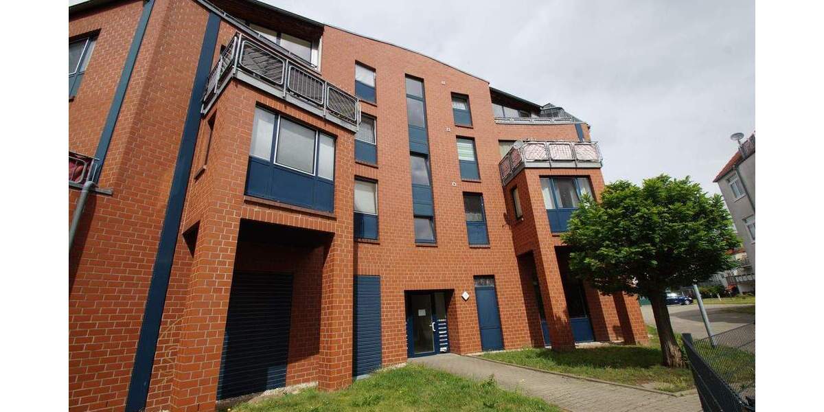 Etagenwohnung Bitterfeld-Wolfen Bitterfeld - 2 Zimmer, 69 m&sup2;, 450&euro; | Angebot:26016538