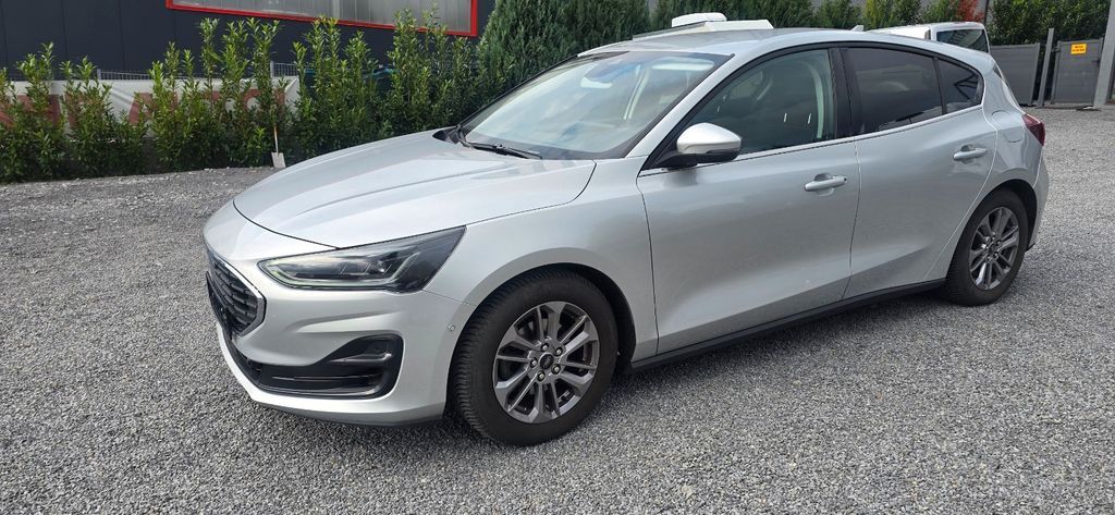 Ford Focus 30.600 km 16.990 € Leingarten 74211