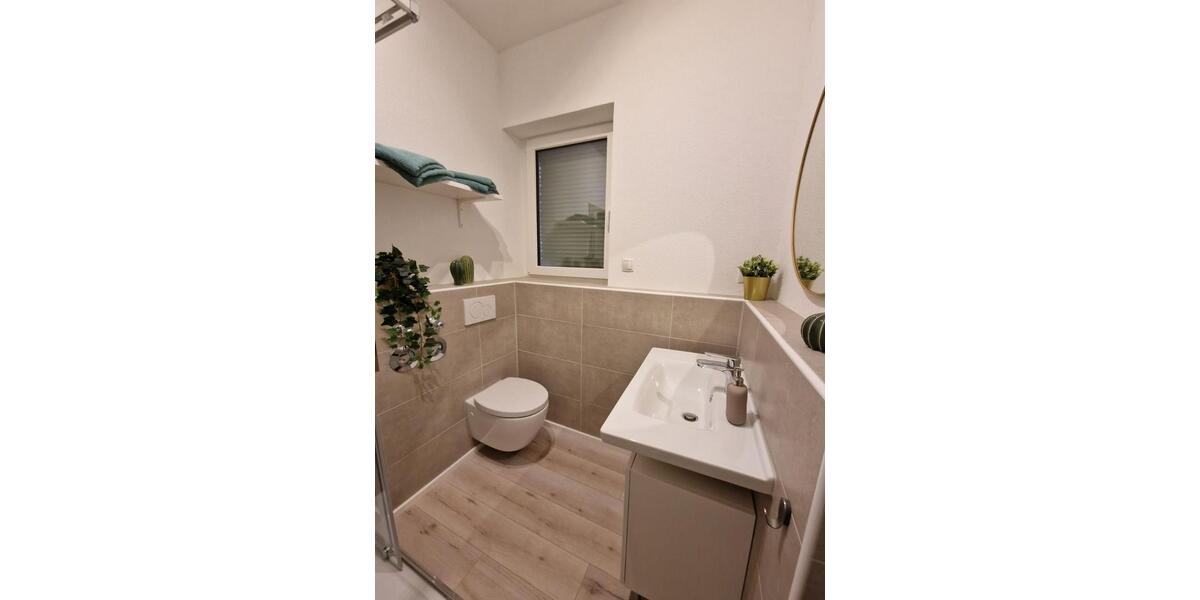 Moderne 2-Zimmer-EG Wohnung mit Terrasse und Garten in TBB 2 zimmer