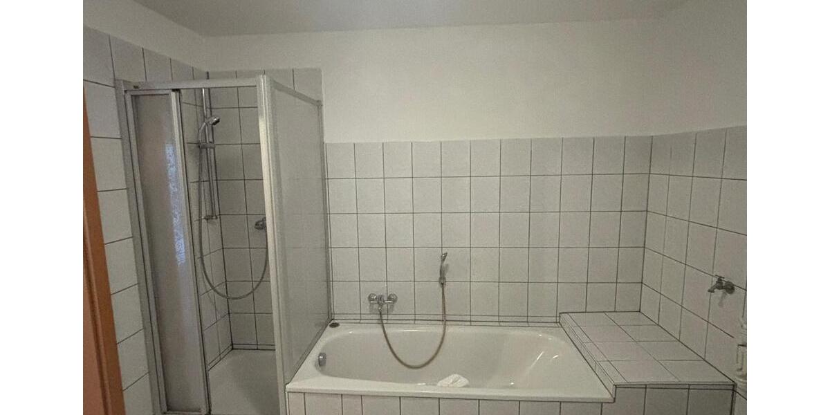 Erdgeschoßwohnung Boppard - 3.5 Zimmer, 96 m&sup2;, 690&euro; | Angebot:25942878