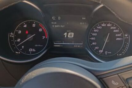 Alfa Romeo Stelvio 168.000 km 16.900 &euro; Salmtal 54528