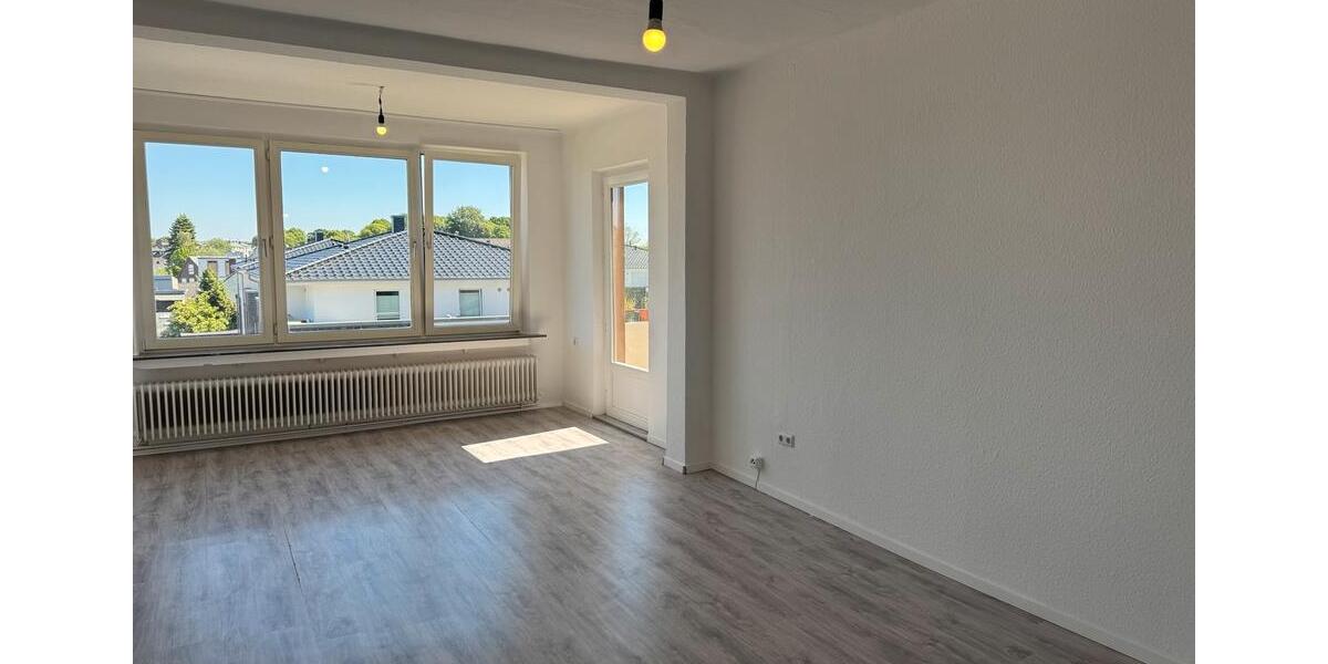 Etagenwohnung Wilhelmshaven - 4 Zimmer, 110 m&sup2;, 720&euro; | Angebot:26705876