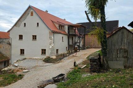 Wohnung Greding - 2 Zimmer, 87 m&sup2;, 890&euro; | Angebot:25977303