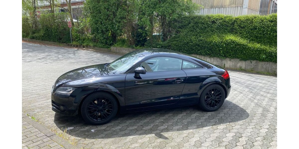 Audi TT 188.117 km 8.990 &euro; Offenbach am Main 63067