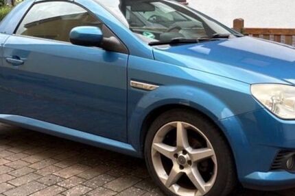 Opel Tigra 298.000 km 1.190 &euro; Bremen 28755