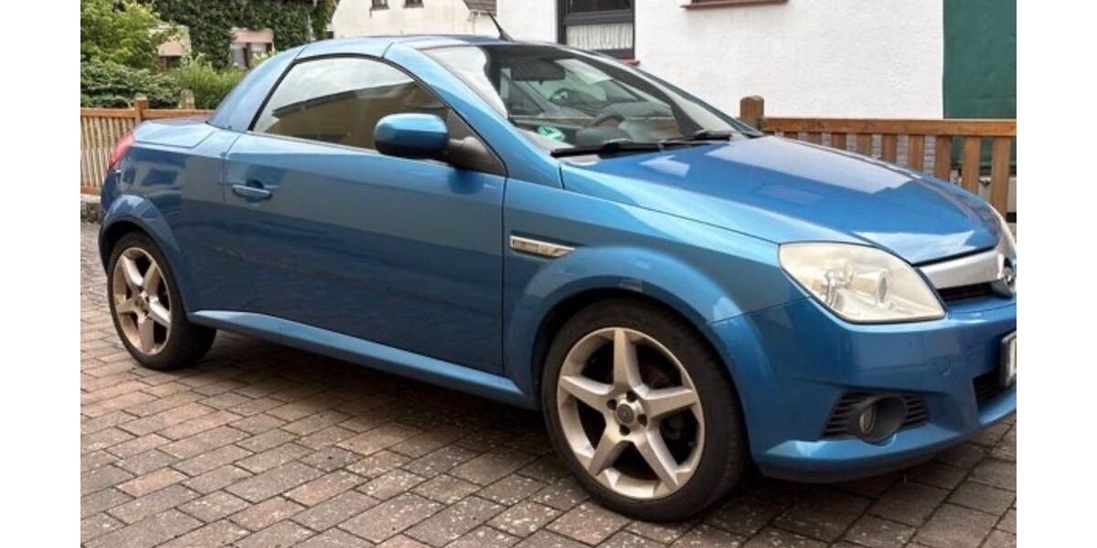 Opel Tigra 298.000 km 1.190 &euro; Bremen 28755