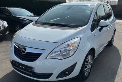 Opel Meriva 115.000 km 3.799 &euro; Paderborn 33100