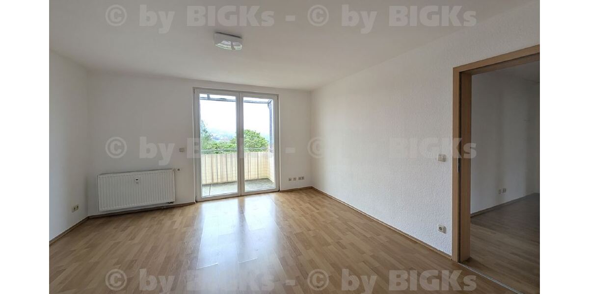 BIGKs - Suhl-Leninring: FREIE AUSSICHT - 3 Raum Wohnung Suhl,sep.Küche,Dusch-Wannenbad, Balkon (-;) - Etagenwohnung Suhl Suhl Friedrich-Wolf-Straße | Angebot:27212620