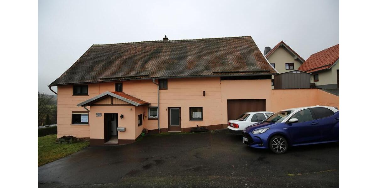 Haus mit Geschichte und Potenzial 8 zimmer