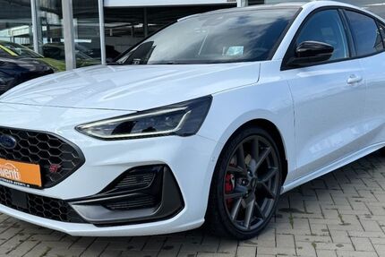 Ford Focus 1.550 km 39.179 &euro; Bamberg 96052