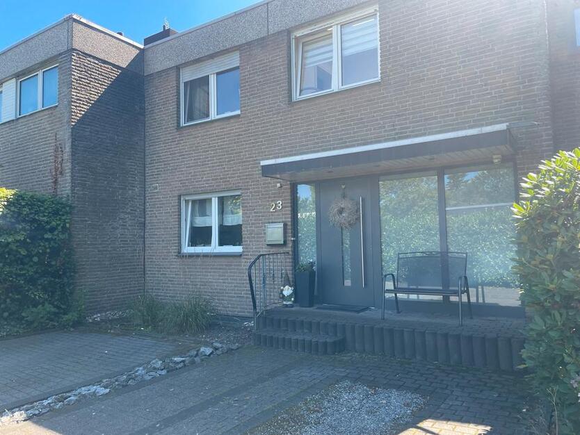 gepflegtes Reihenmittelhaus an treue Hände zu vermieten Top Lage