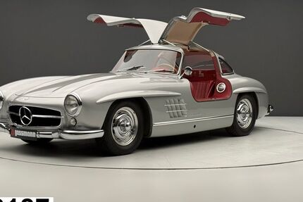 Mercedes-Benz 300 14.543 km 1.499.000 &euro; Bovenden 37120