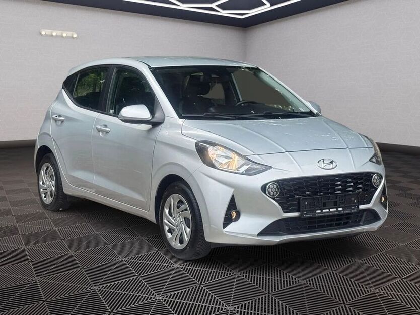 i10