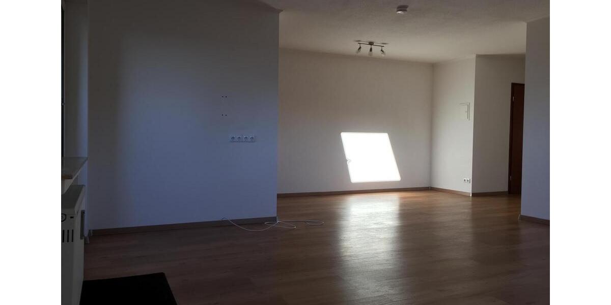 Dachgeschoßwohnung Rastatt - 2.5 Zimmer, 83 m&sup2;, 260.000&euro; | Angebot:26699602