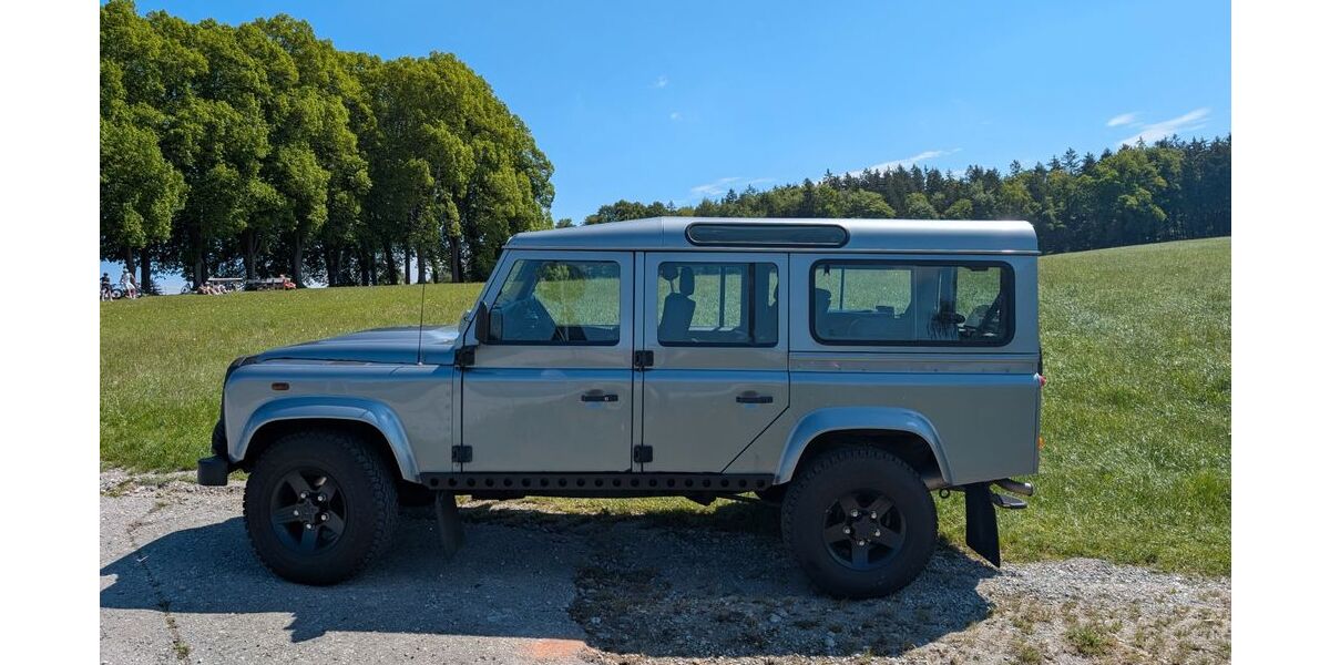 Land Rover Defender 178.000 km 31.900 &euro; Grünwald 82031