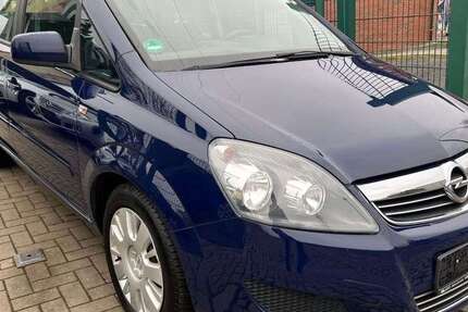 Opel Zafira 127.000 km 5.890 &euro; Berlin 13086