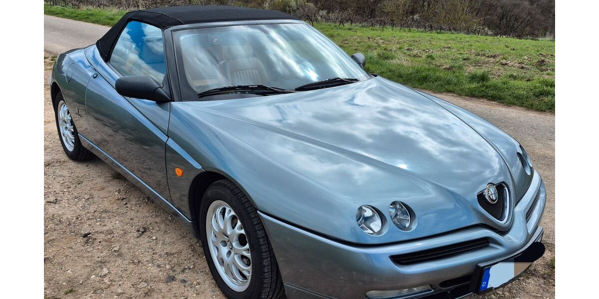 Alfa Romeo Spider 51.500 km 8.900 &euro; Ober-Olm 55270