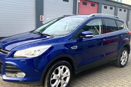 Ford Kuga 98.900 km 11.999 &euro; Groß Gerau 64521