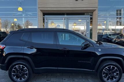 Jeep Compass 14.350 km 35.350 &euro; Aschaffenburg 63741