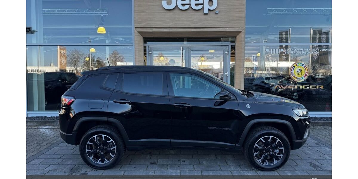 Jeep Compass 14.350 km 35.350 &euro; Aschaffenburg 63741