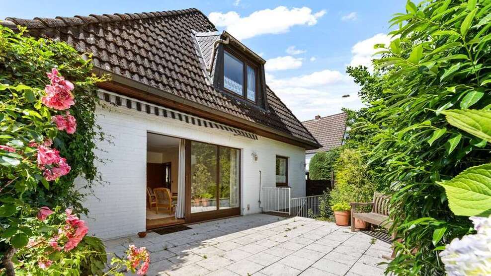 Haus zum Kaufen in Hamburg-Lurup 449.000 € 109.36 m²