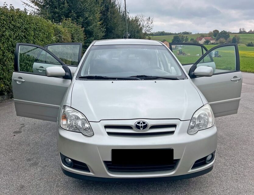 Toyota Corolla 96.000 km 4.500 € Passau 94036