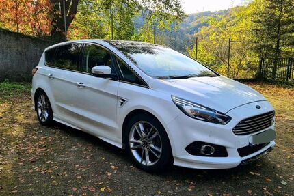 Ford S-Max 98.000 km 15.900 &euro; Altena 58762