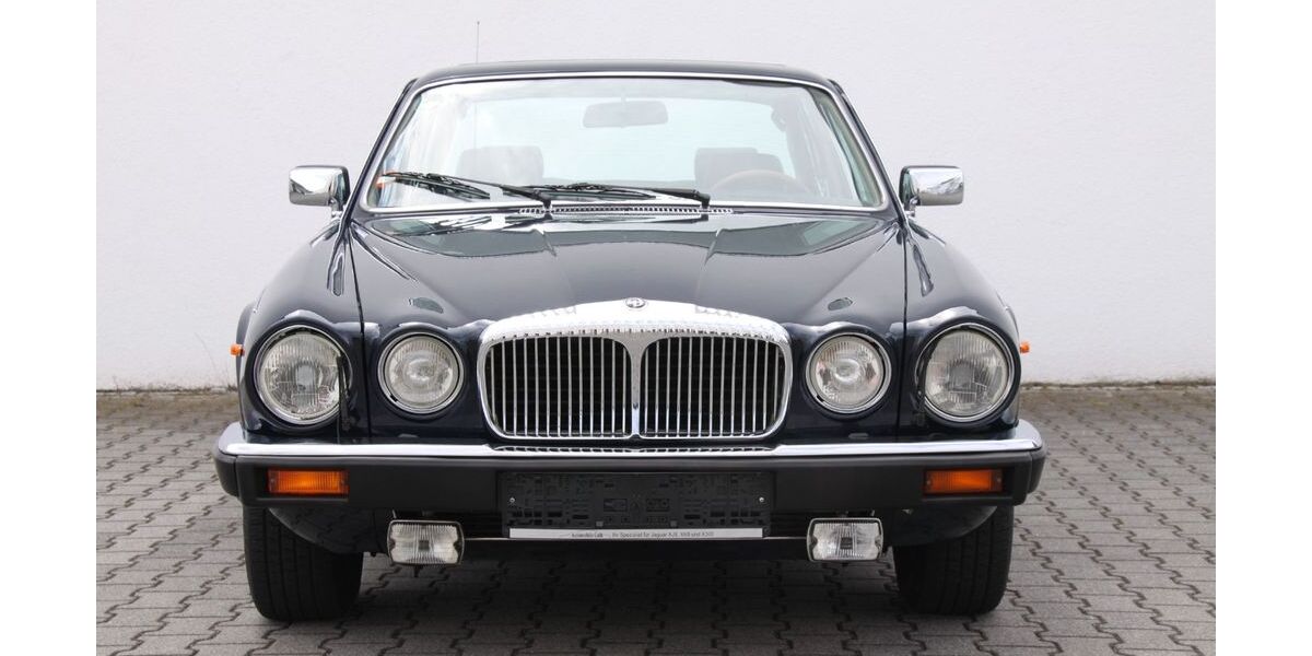 Jaguar Daimler 103.476 km 39.999 € Heppenheim 64646